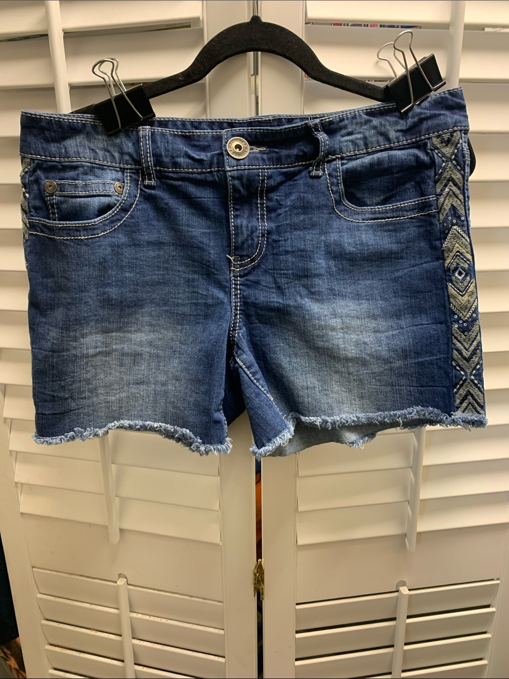 Maurices Blue Denim Cutoff Shorts with Embroidered Side Trim